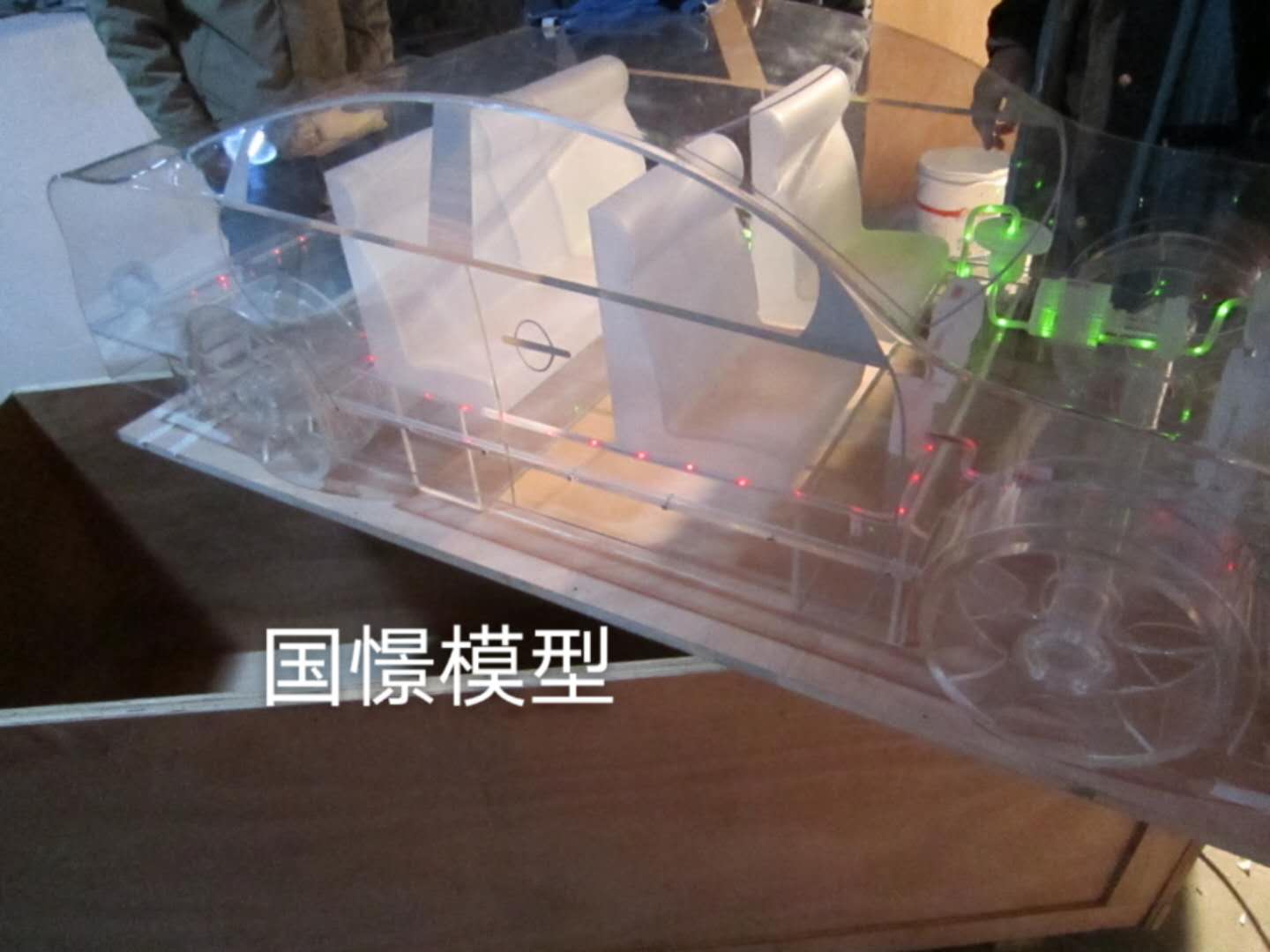 巴中透明车模型